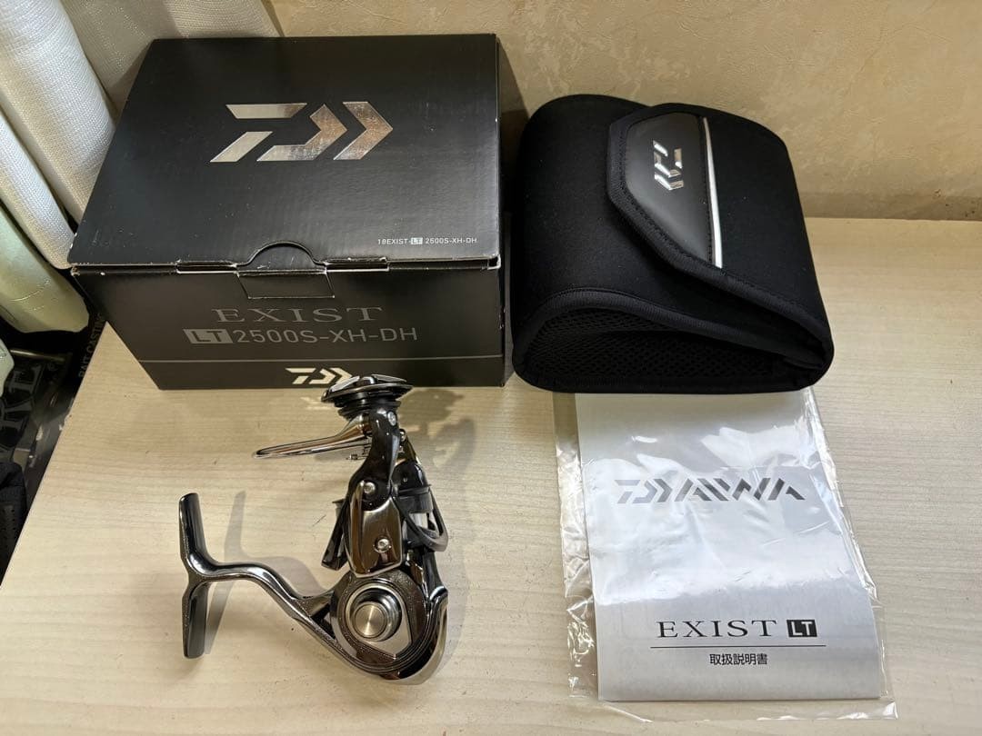 Daiwa 18 EXIST LT2500S XH DH No spool Spinning Reel #26040904 | eBay