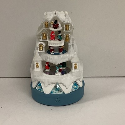 Hallmark Ornament Winter Wonderland Magic Light Sound Motion 2016 TESTED