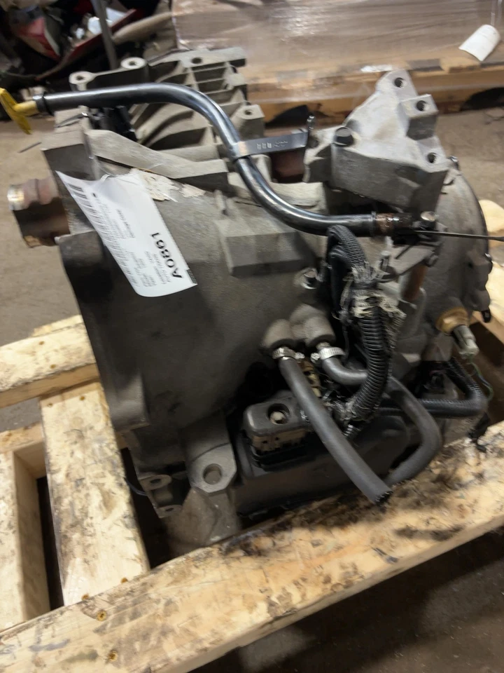 Conjunto de transmisión CHRYSLER SEBRING 99. Auto Trans Foto 4 de 4