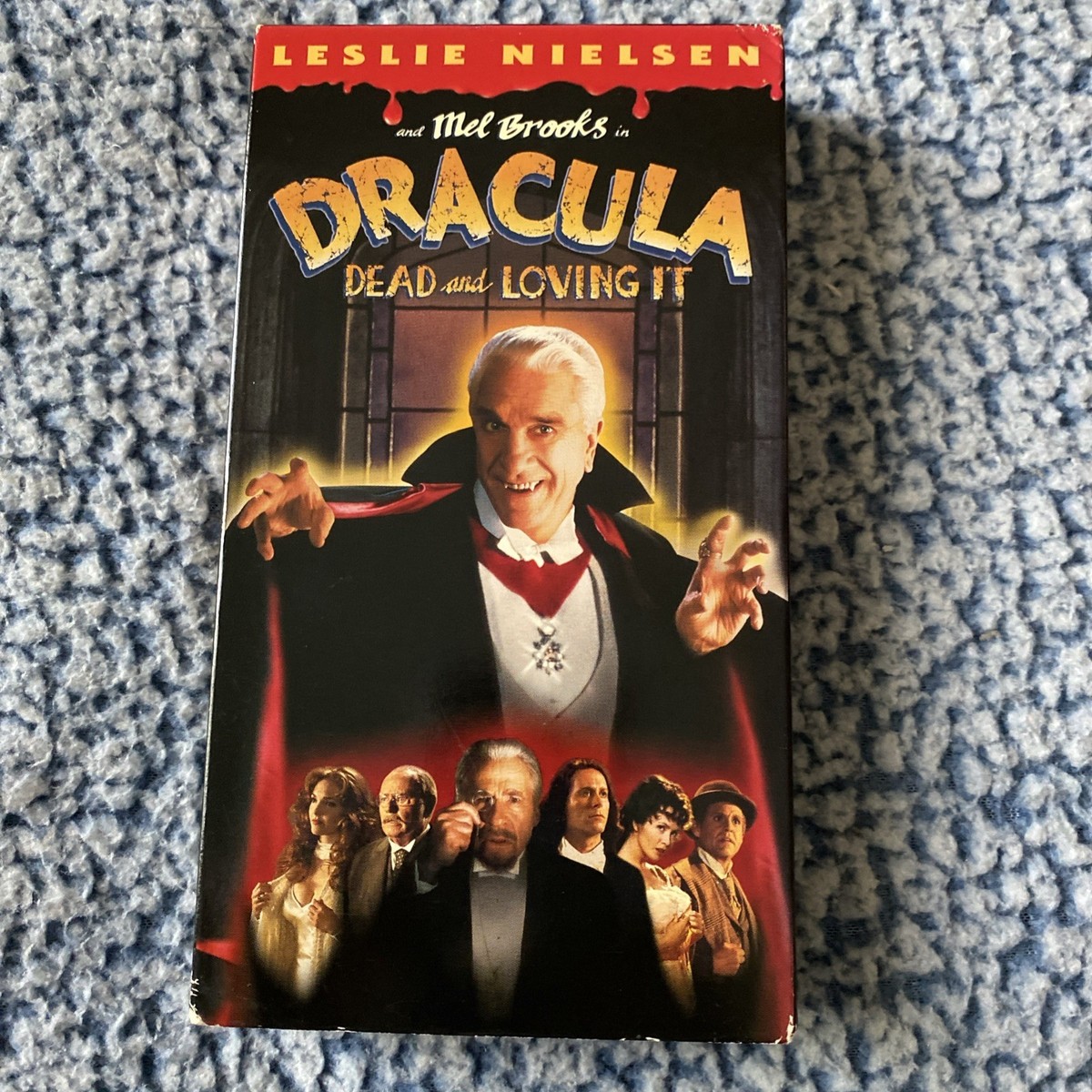 Dracula Dead and Loving It VHS 1996 Leslie Nielsen Mel Brooks