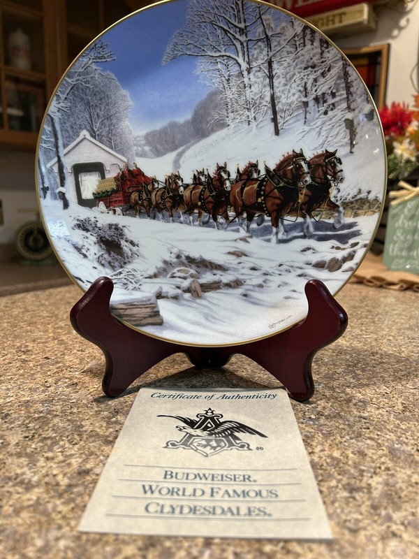 Anheuser-Busch Budweiser 1989 "Winters Day" Holiday Plate N2295-Limited Edition