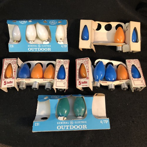 19 Vintage Christmas General Electric C9 Outdoor Bulbs Yellow White