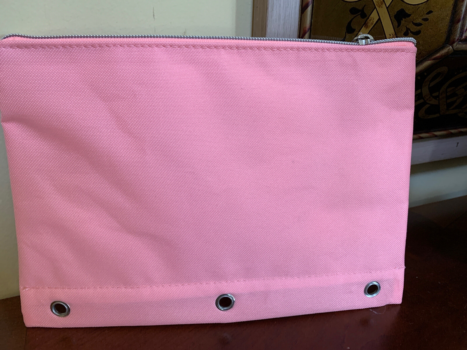 NWT JUSTICE GIRLS OMBRE INITIAL &ldquo;J&rdquo;SHAKY PENCIL CASE