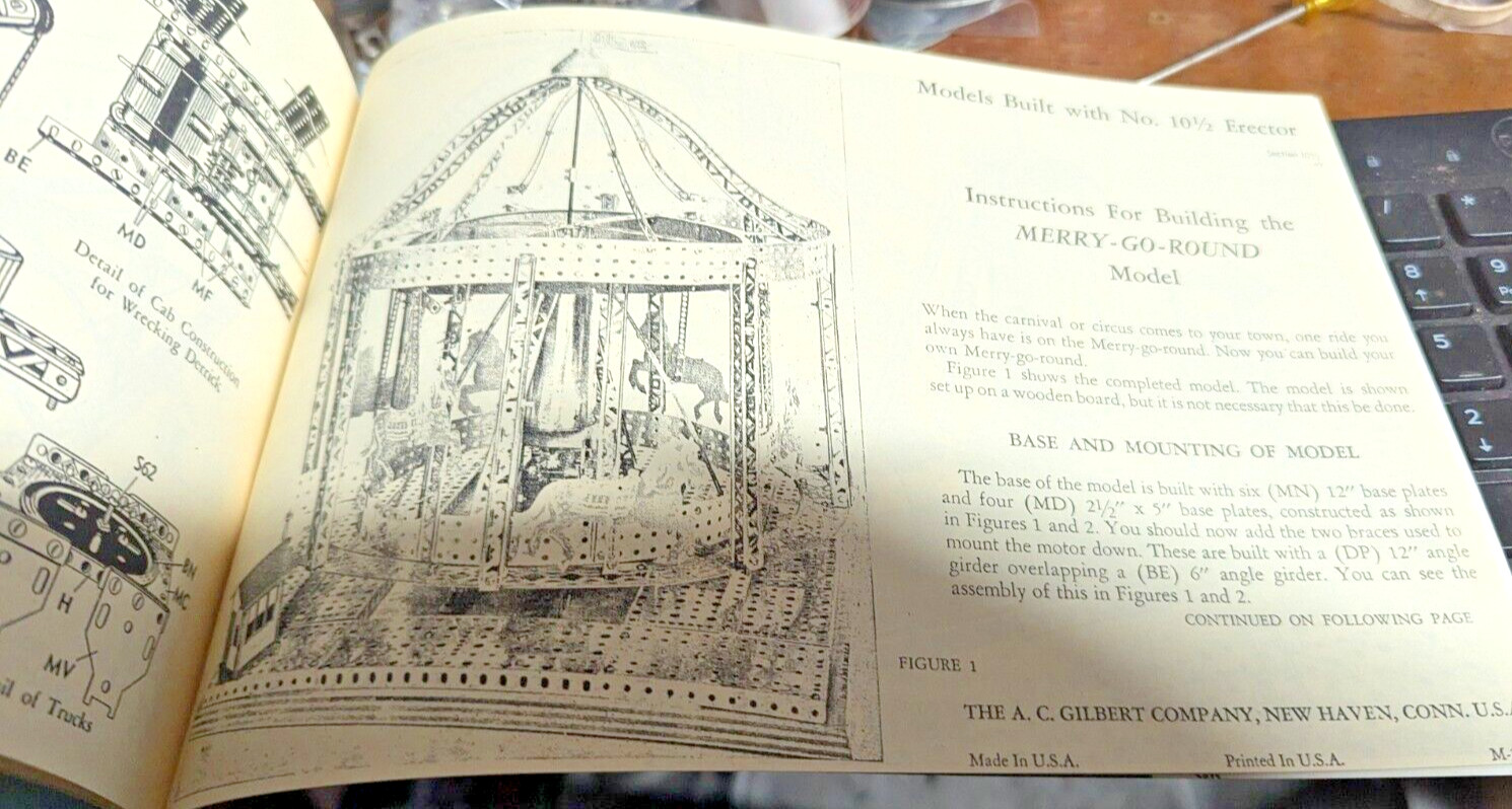 C1948 10 1/2  A.C. GILBERT ERECTOR SET DARK BLUE BOY MANUAL DESIRED BACK COVER