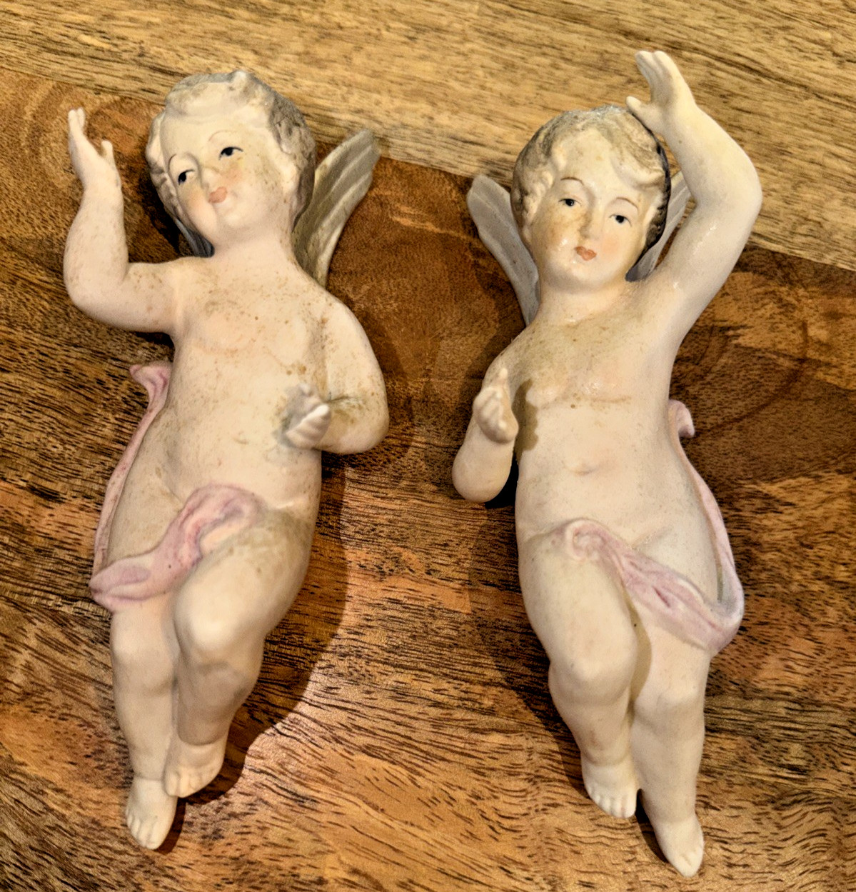 Vintage Rare Lipper and Mann Wall Cherubs Collectible Angels W/Pink Sash, Japan