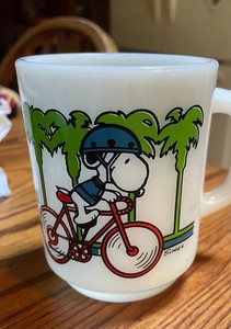 1958 Anchor Hocking Pedal Power Snoopy Milk Glass Mug