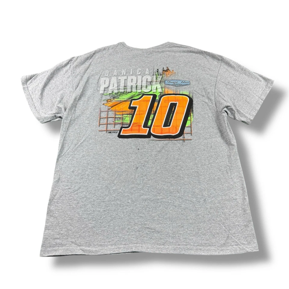 Nueva con etiquetas Camiseta Nascar Danica Patrick Go Daddy Reiniciar #10 Coche Adulto XL Defecto Leer Foto 2 de 4