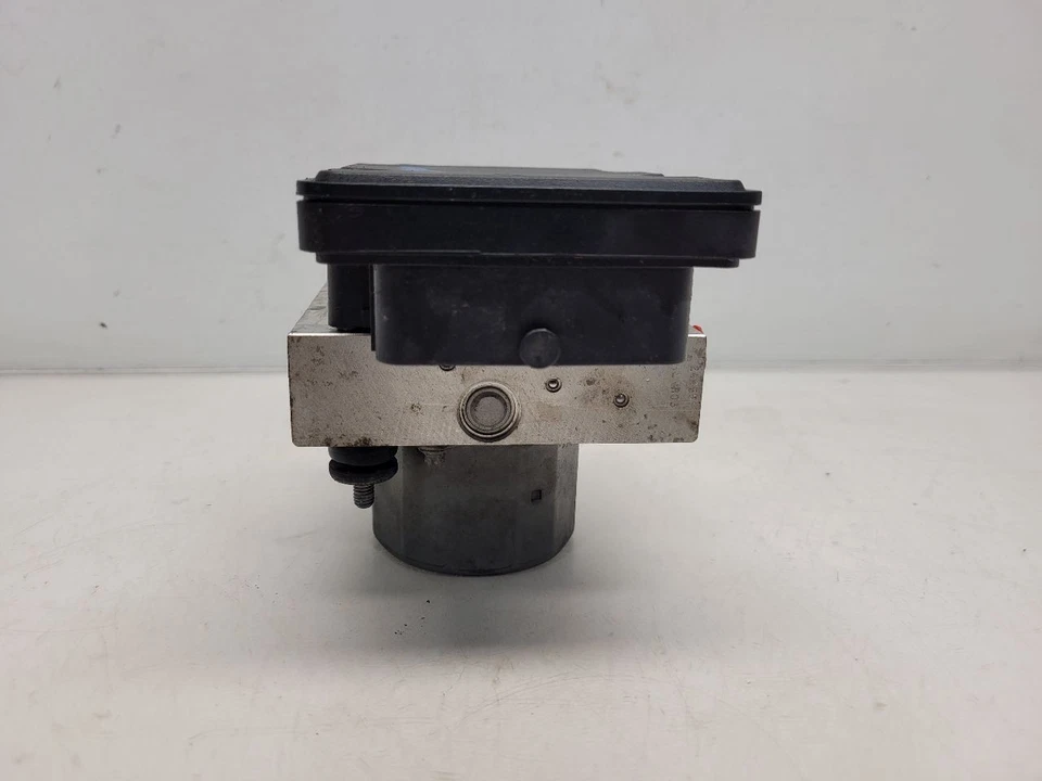 2015-19 Ford Transit 250 (RWD) Anti-Lock Brake Pump Assembly - Image 4 of 4