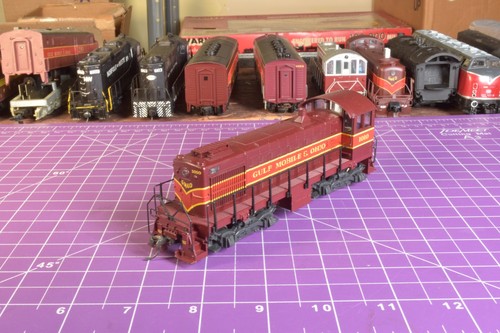 TrkRdy Atlas 8084 Buen Estado de Funcionamiento Gulf Mobile & Ohio #1010 ALCO S2 Loco/ENG | Condition: Used