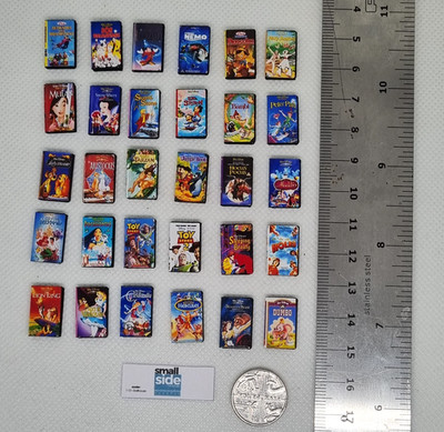 Puppenhaus Miniatur Maßstab 1:12 Disney Animationsfilm VHS - Wählen Sie Ihren Film!