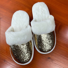 STUDIO 1886 GOLD GLITTER SPARKLE SLIPPERS - M
