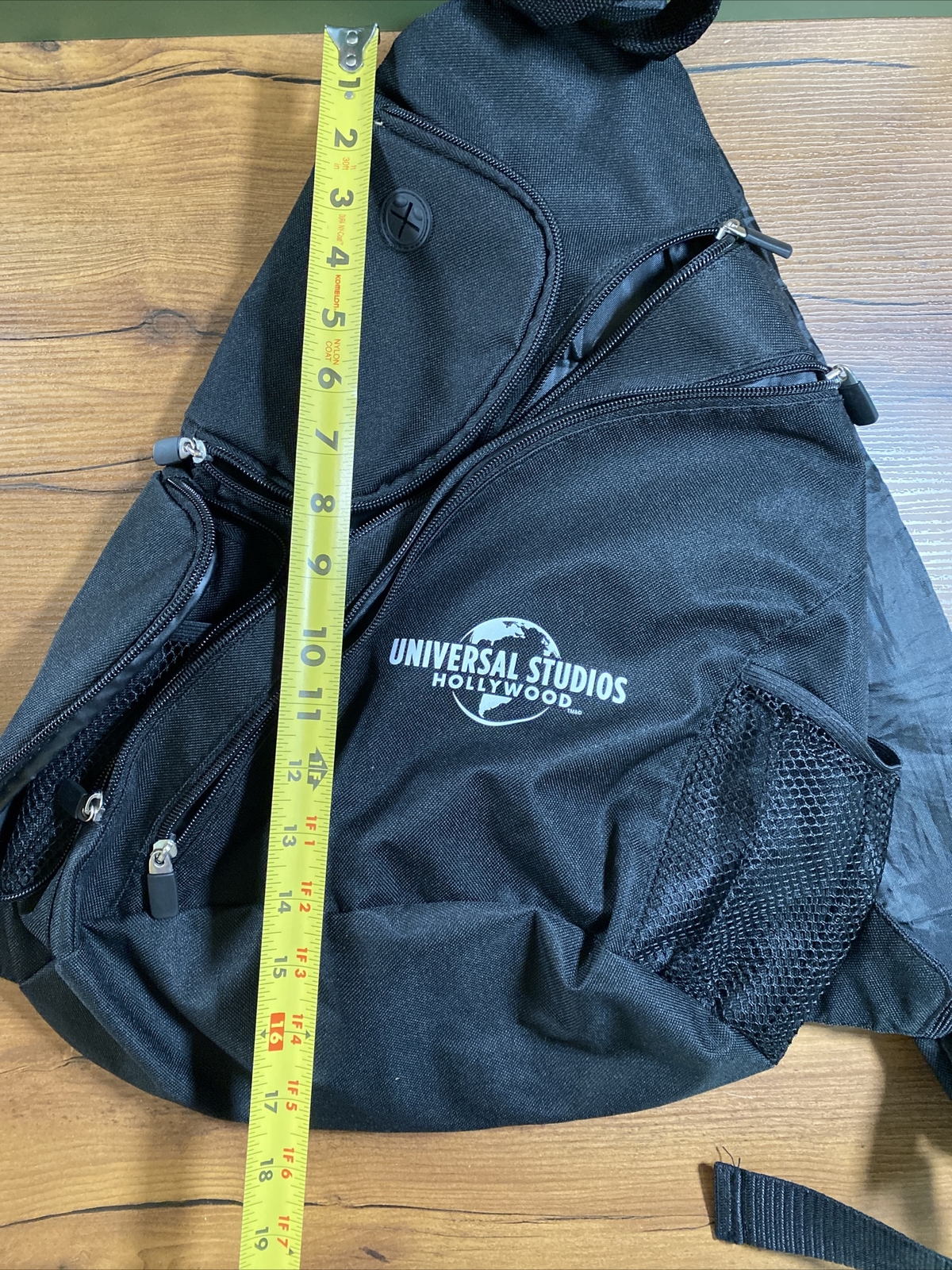 UNIVERSAL STUDIOS Hollywood Sling Bag Backpack Black … Gem