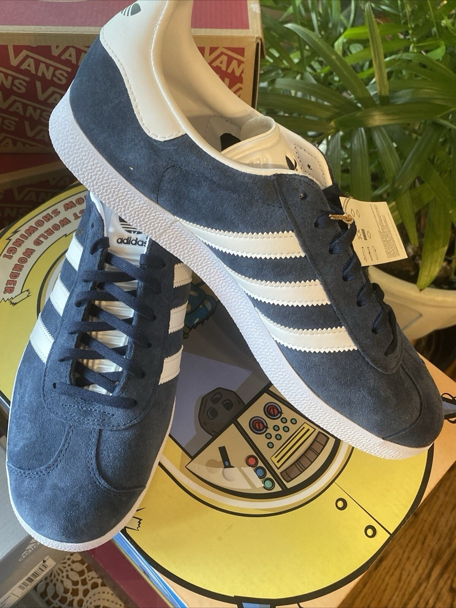 adidas gazelle silver green womens Adidas Gazelle Indoor – DTLR main image 0