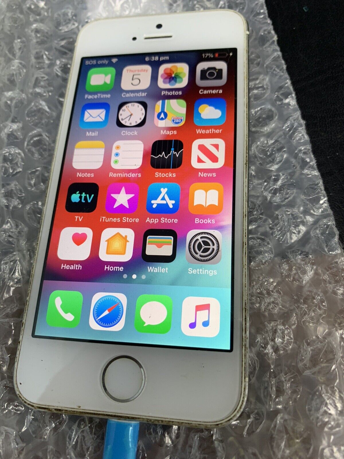 最大69％オフ！ iPhone 5s Silver 16GB AU