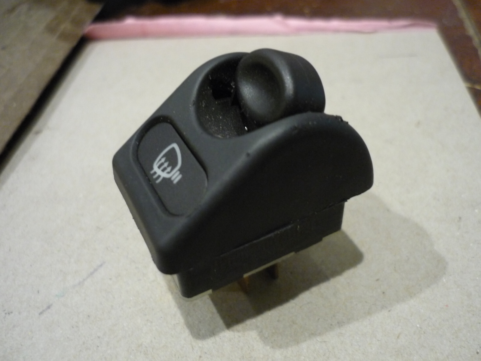 Ferrari 360-430- Mirror Defrost Switch - P/N 180665