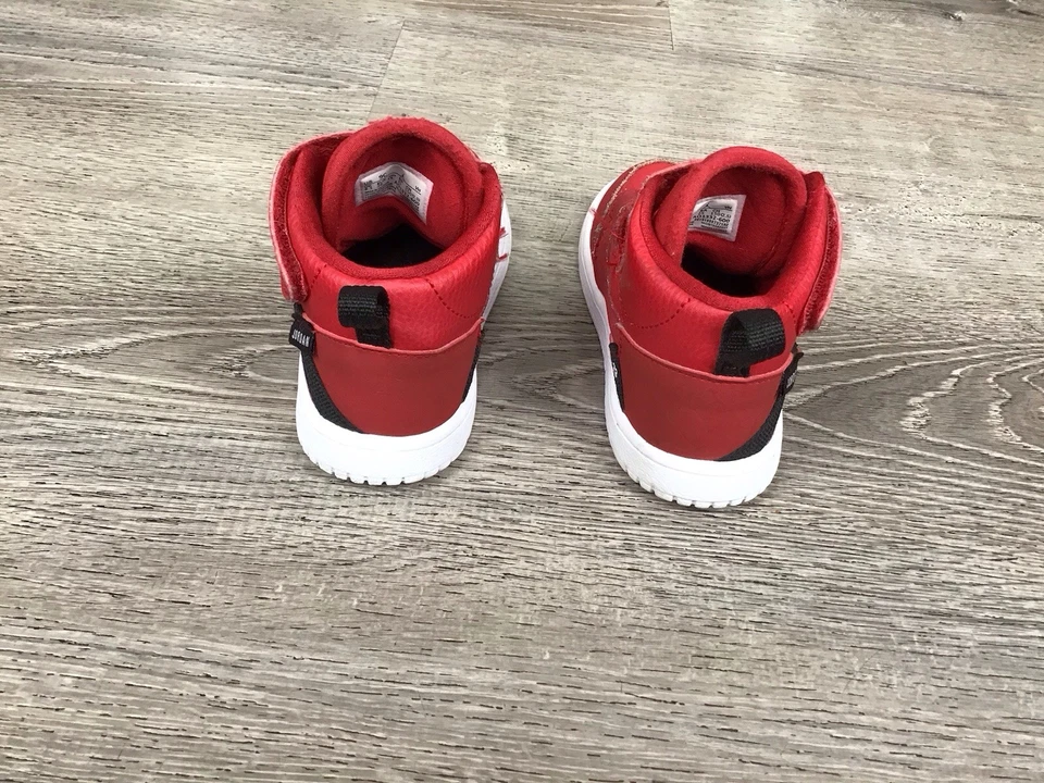 Air Jordan Fadeaway AO1332-600 Red Basketball Youth Size 9C Shoes Baby Toddler - Image 4 of 4