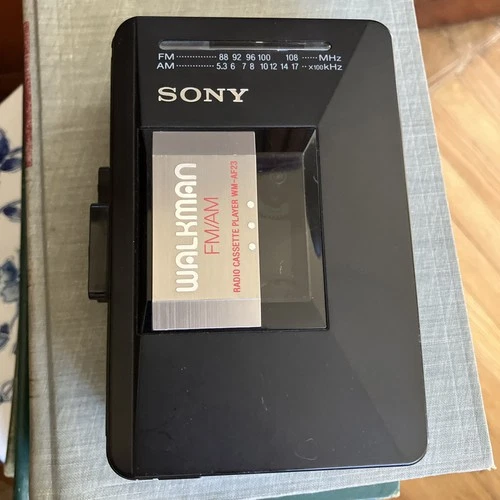 ⭐ Sony Walkman WM-AF23 FM/AM Cassette Player