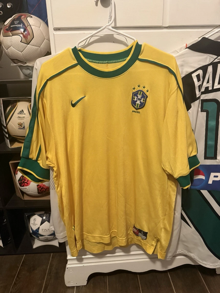 Preços baixos em Cristiano Ronaldo Brasil National Team Roupas e