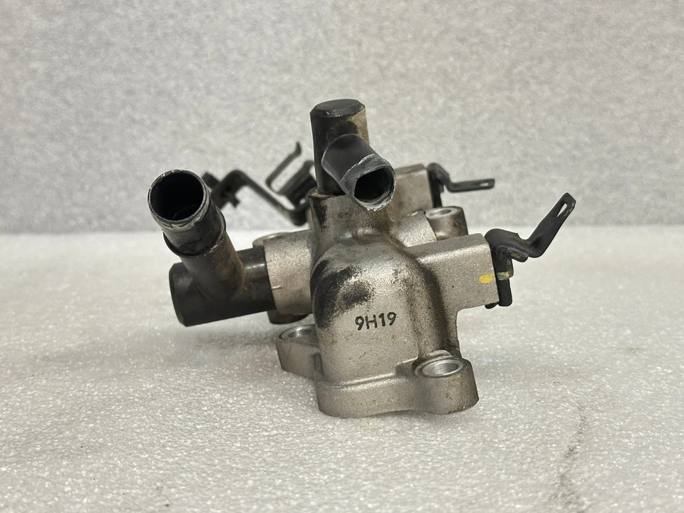 Hyundai Genesis 2010 cupé turbo 2,0T derivación de refrigerante #993 Foto 2 de 4