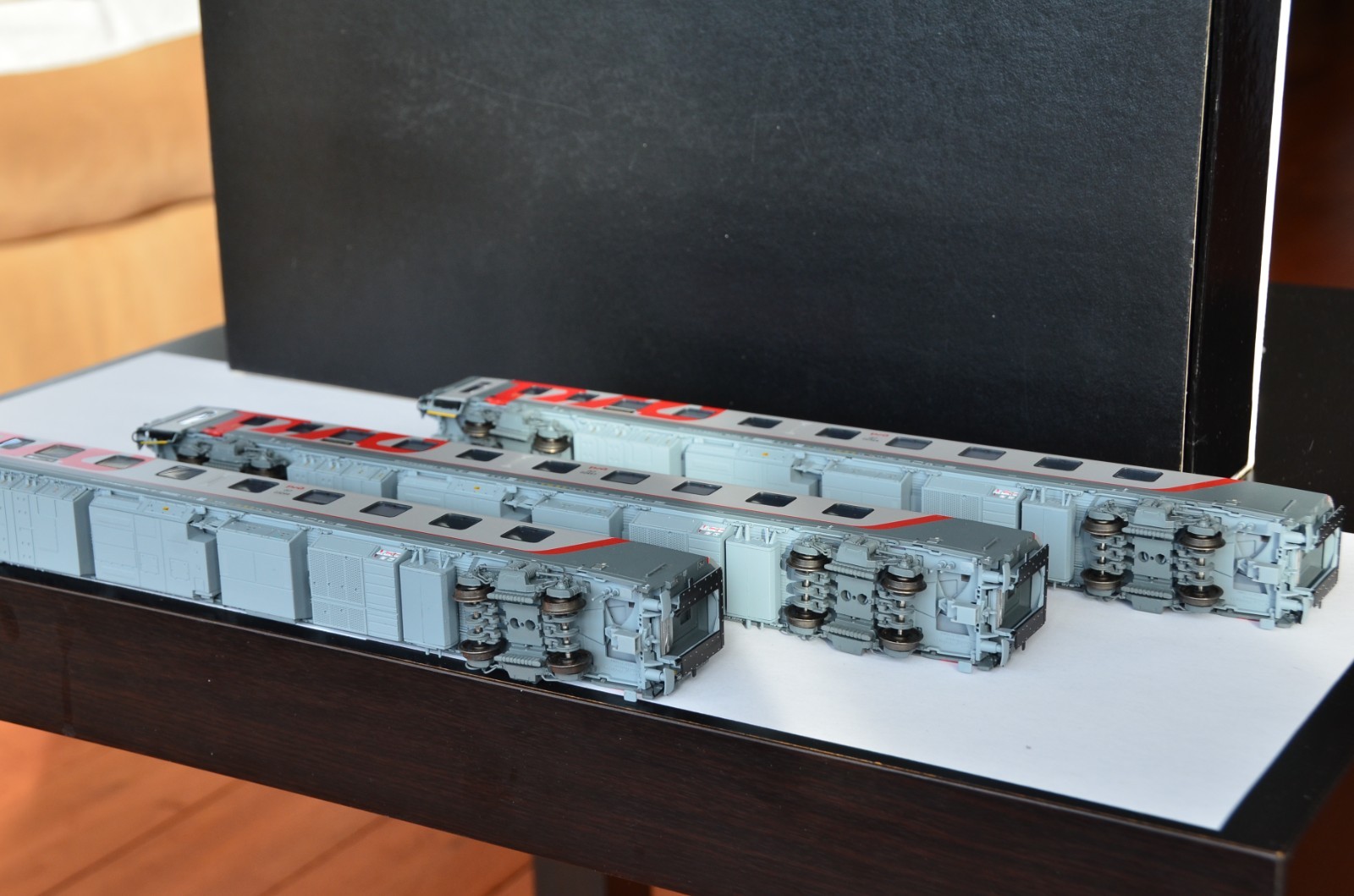 LS Models 48036 RZD MOSCOW-VIENNA International Train 3-Car Set HO RARE ...
