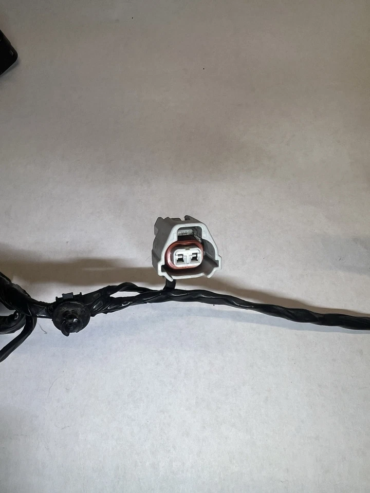 Chicote de fios para trilho injetor de combustível Ford Focus 2.0l 2012 CU5T-14B85-B6EJ3 - Imagem 3 de 4