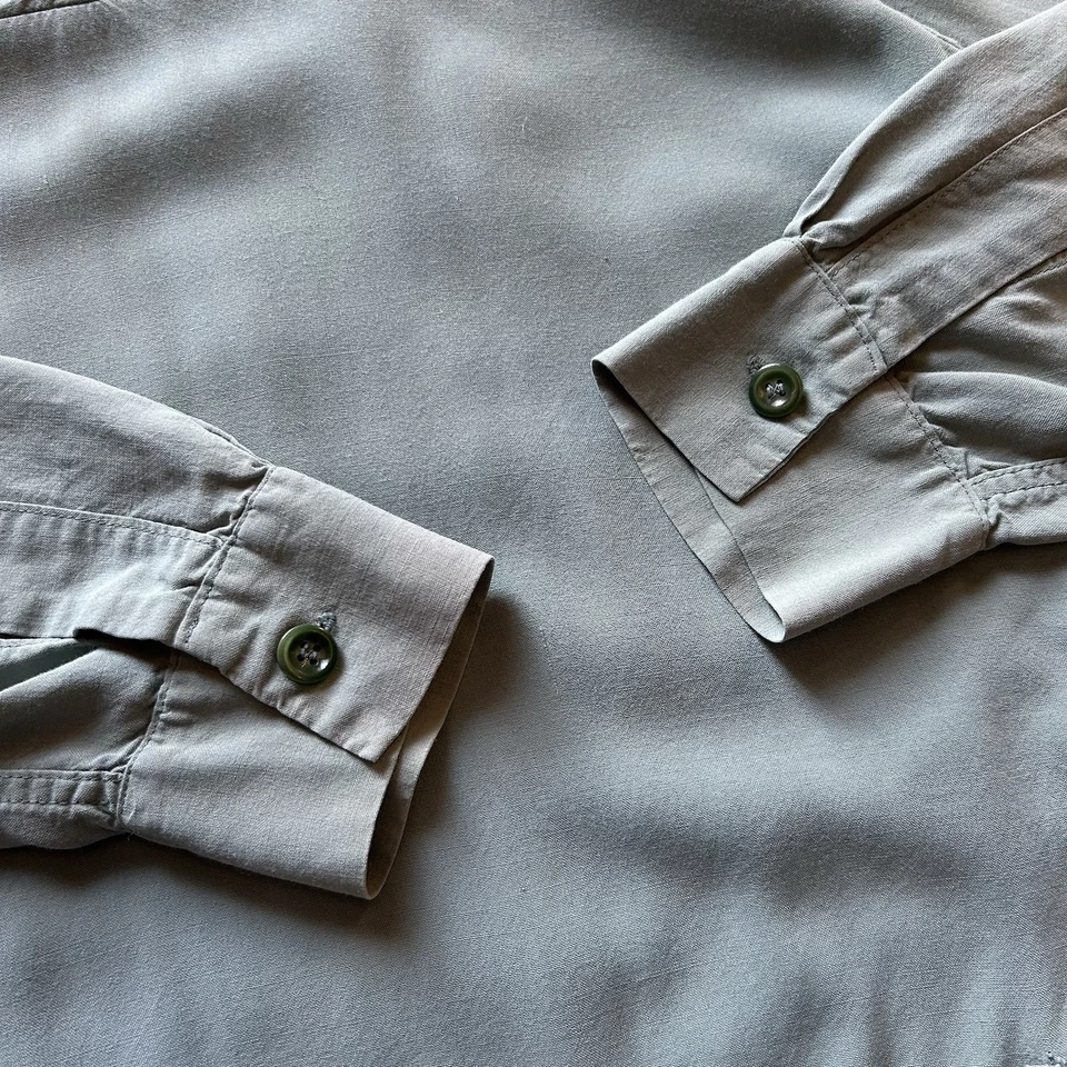 Camisa pulôver gabardine vintage década de 1950 gola redonda tamanho M - azul-petróleo/estado perfeito - Imagem 4 de 4