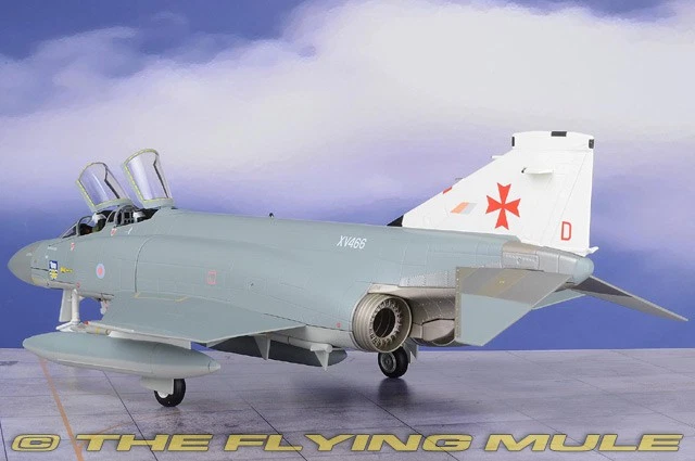 Corgi 1:48 F-4M Phantom FGR.Mk 2 RAF No.1435 Flight XV466 - Image 2 of 4