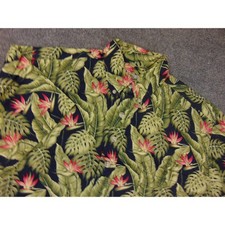 Hilo Hattie Hawaiian Mens Shirt Mens Med Tropical Floral Aloha Camp Resort Vaca