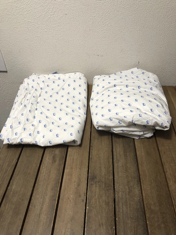 Sábanas planas y ajustadas Southern Tide con logotipo estampado doble blanco azul algodón Foto 3 de 4