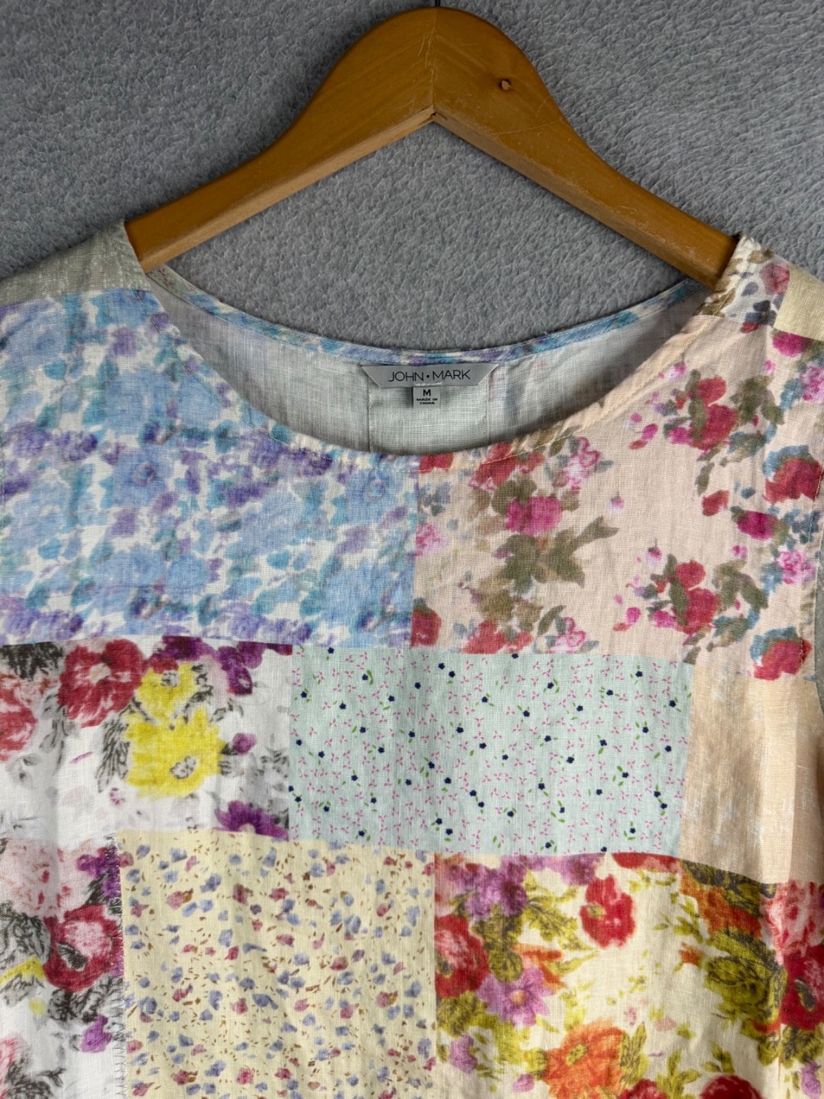 John Mark Blouse Womens Medium Patchwork Floral L… - image 5