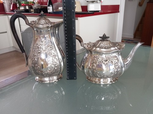 SUPERB QUALITY ATKIN BROS ANTIQUE VICTORIAN 4 PIECE SILVER PLATED TEA SET. c1895 - Picture 3 of 23
