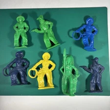 1960s TIM MEE TOYS 2 .5” Plastic Colorful Cowboys Indian Gun Fighters Chief Lot