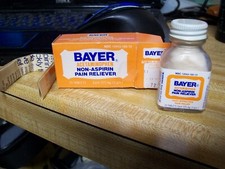 NOS Vintage Bayer Non-Aspirin Glass Bottle in Box 24 ct. from Closed Drugstore 