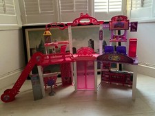 Barbie: Barbie  Malibu Avenue Shopping Mall