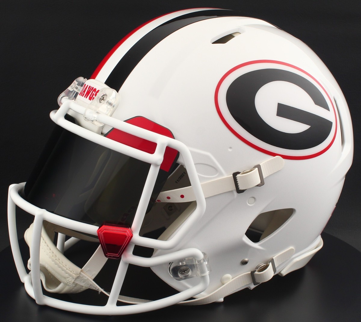 Helmet Urn Georgia Tech Football Uniforms 2021 2021 JMU Dukes