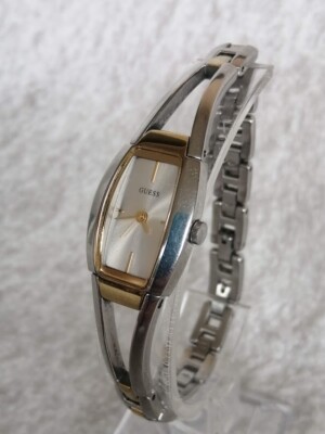 GUESS Damenuhr Mode Schmuck Chic Glamour Vintage Watch Gourmette Metall Quarz