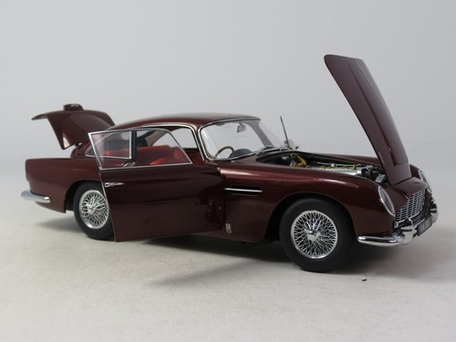 Autoart Aston Martin DB5 Dubonnet rosso red 1964 1/18 70289 - Foto 3 di 5