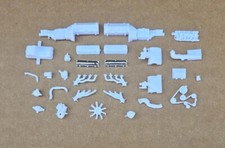 Revell 1/25 1990 FORD MUSTANG LX 5.0 DRAG RACER MOTORE E RELATIVI RICAMBI