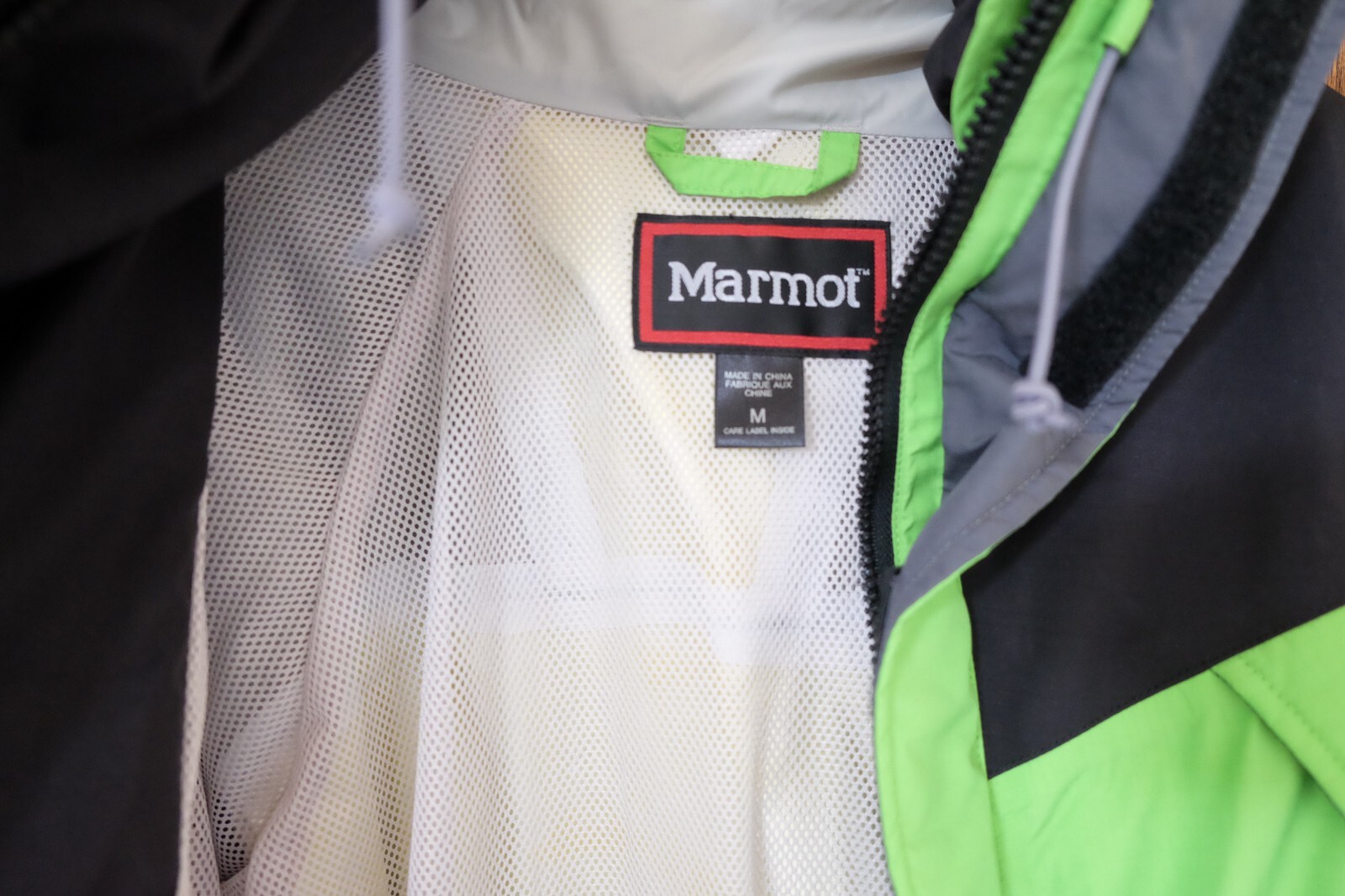 Marmot Men Technical Winterl Jacket Size Medium - image 10