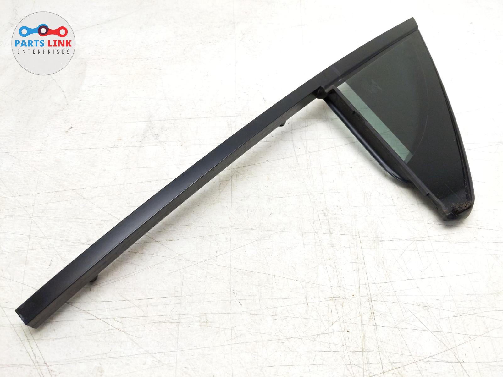 2016-20 BENTLEY BENTAYGA FRONT RIGHT GLASS DOOR VENT CORNER WINDOW TRIANGLE 636