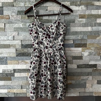 Hell Bunny Poison Love Goth Floral Size Small