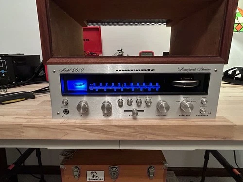 Marantz 2010 Vintage Stereo Receiver