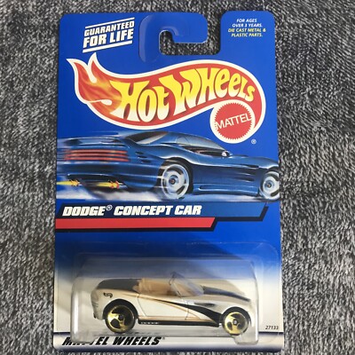 2000 HOT WHEELS #167 DODGE CONCEPT CAR WHITE W/GOLD 3 SPOKE 1:64