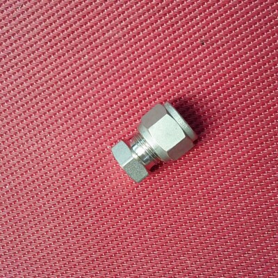SSP Grip  3/8''(0.375) OD TUBE CAP w/ Nut&Ferrules Instrument 316 Stainless Steel