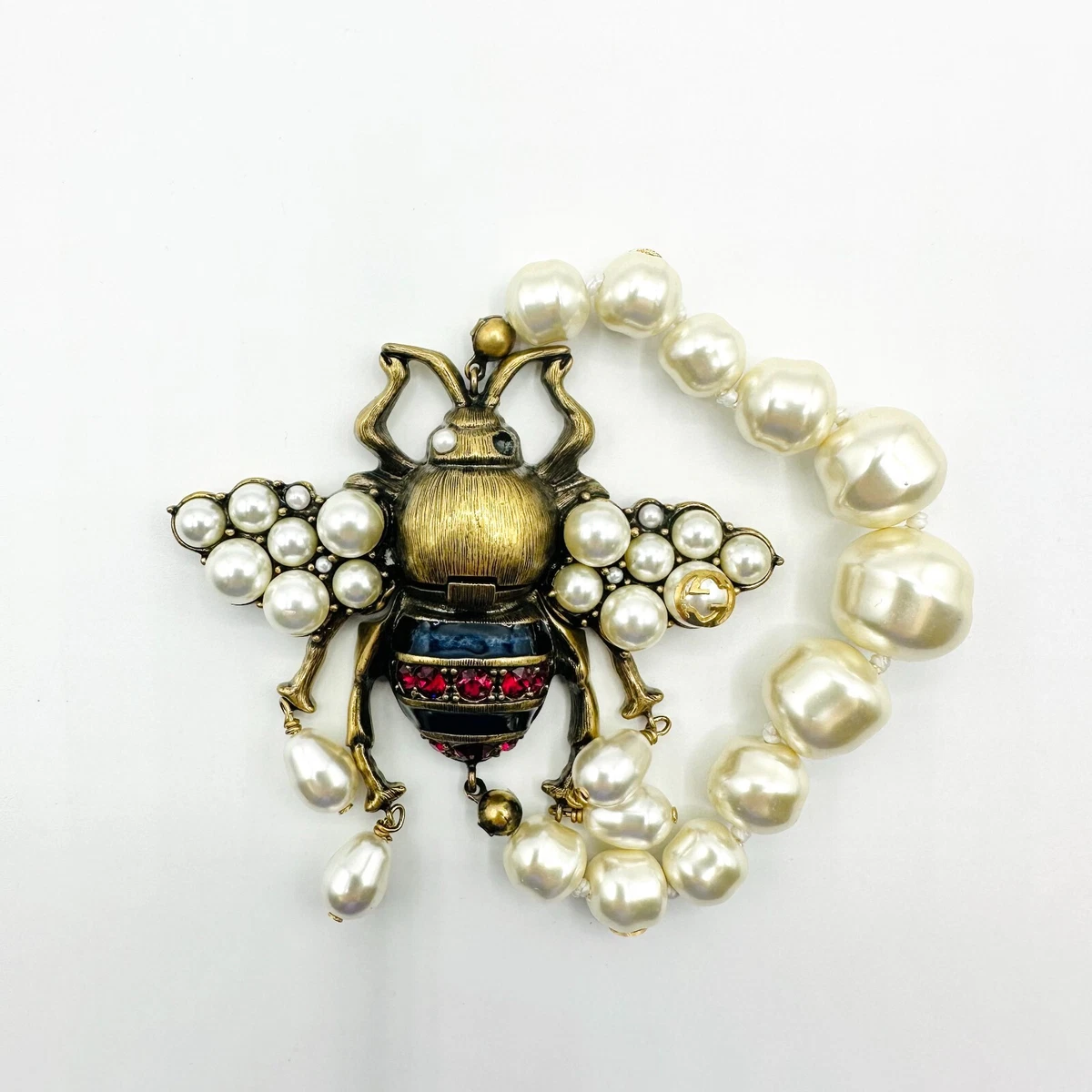 Gucci bee deals bracelet