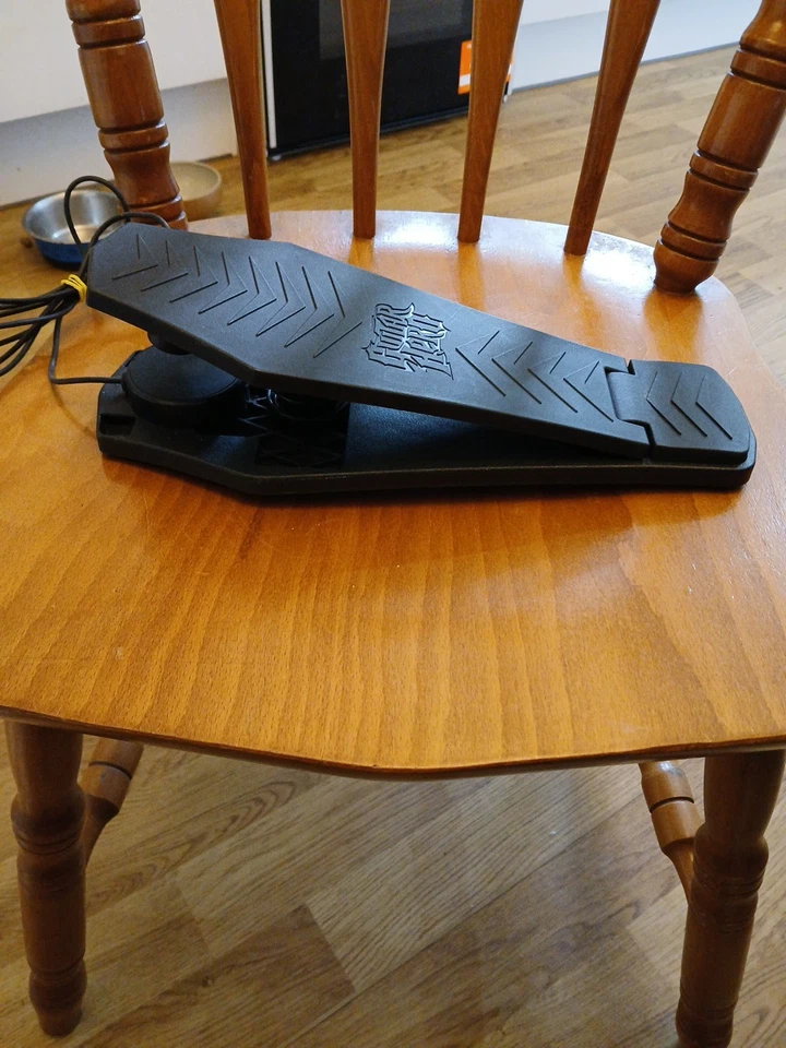 REDOCTANE GUITAR HERO KICK PEDAL FOR THE XBOX 360, NINTENDO Wii ETC..... - Image 4 of 4