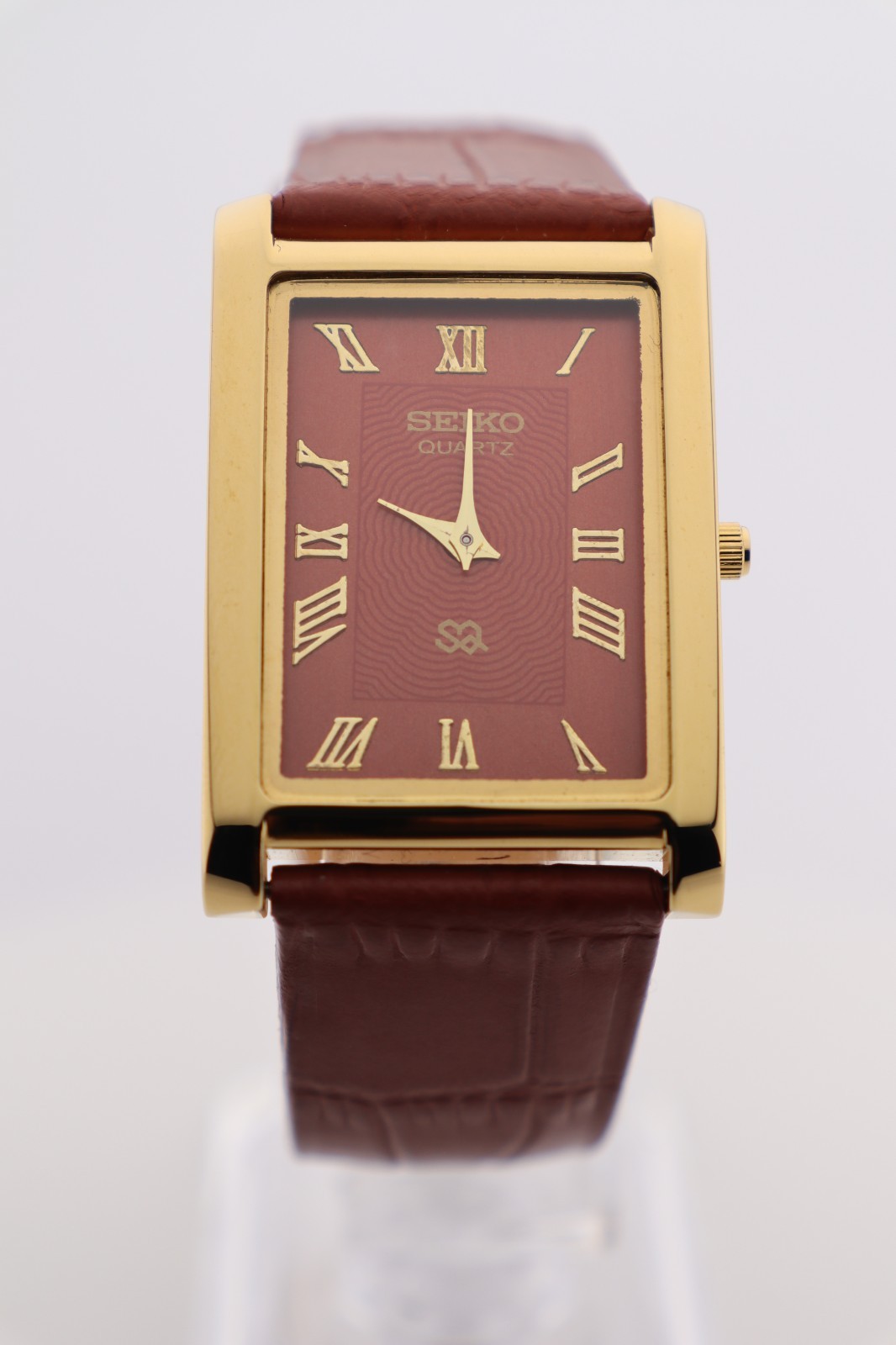 Vintage Seiko Slim Quartz Red Dial Men's Wrist Watch with Light-Brown Strap