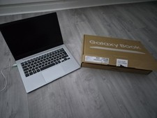 Samsung Galaxy Book2 Go 14 Zoll Snapdragon 7c+ Gen 3 4GB 128GB 5G Silber