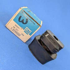 1953-1962 Corvette Front Engine Mount Cushions 3700332 3703873 Nos