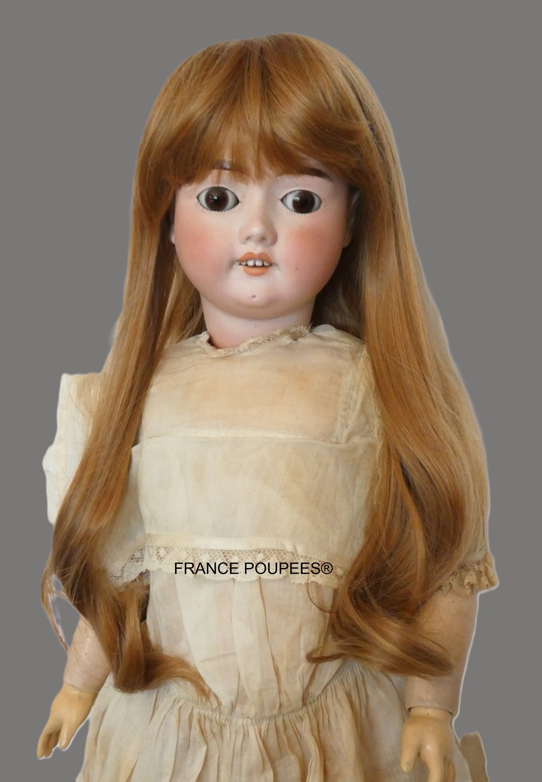 Perruque Jumeau pour restaurer une poupée ancienne à tête porcelaine
